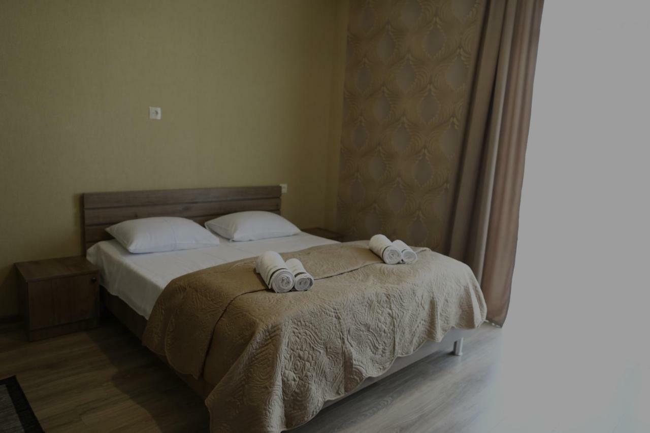 Ia'S Guest House Kazbegi Esterno foto
