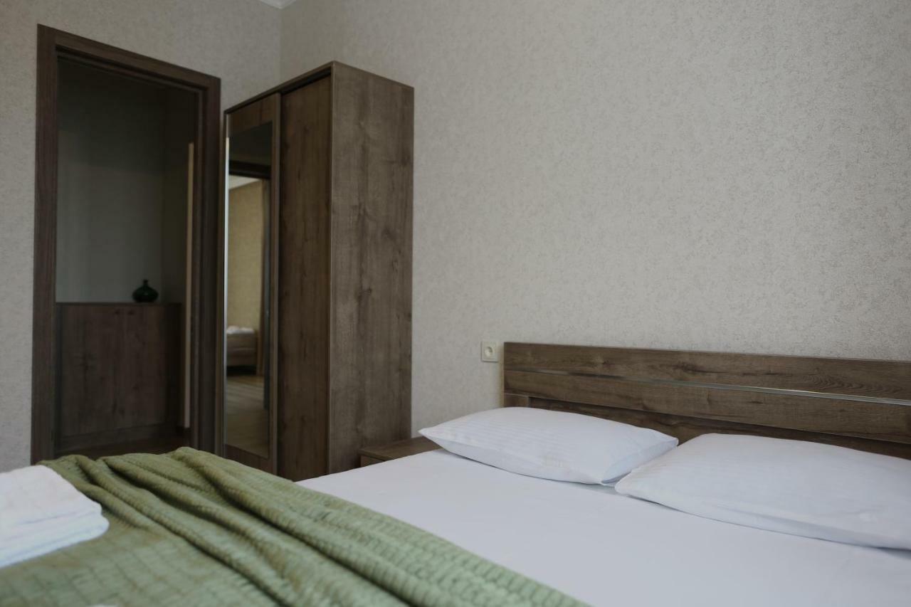 Ia'S Guest House Kazbegi Esterno foto